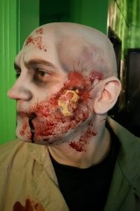 lisa_bald_zombie_side